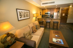 Sundial Lodge Condo Steps from Red Pine Gondola